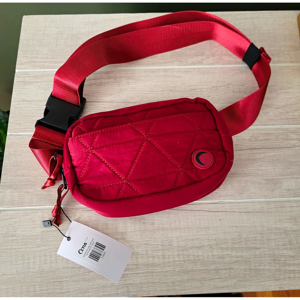 Zyia Active Moon Maroon Quilted Crossbody Bag Zip Closure Adjustable Strap